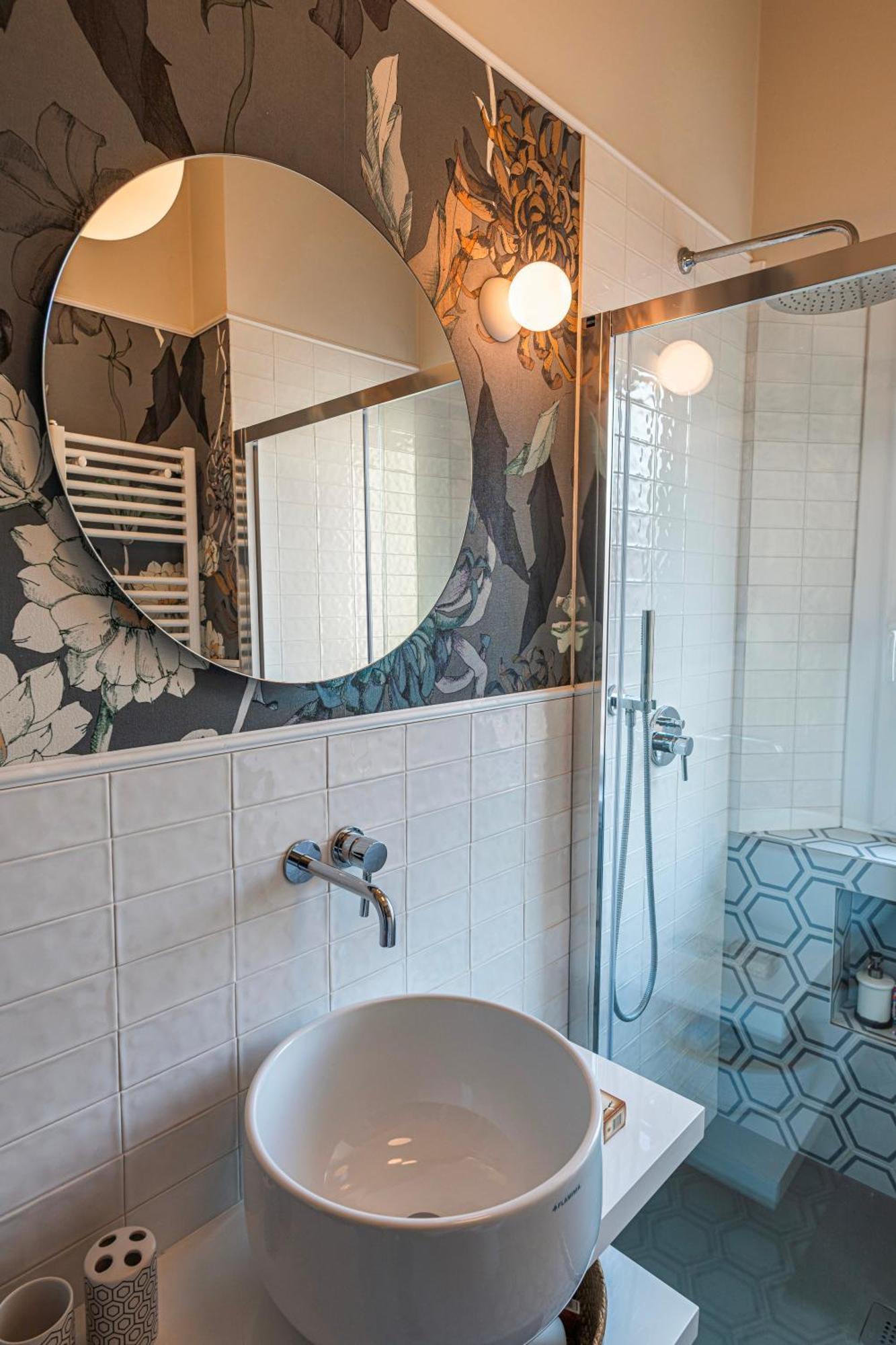 Lamalatestina Suite - Apartment In Front Of The Castle Rimini Exteriör bild
